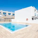 Holiday home Medano4you The Surf Backyard